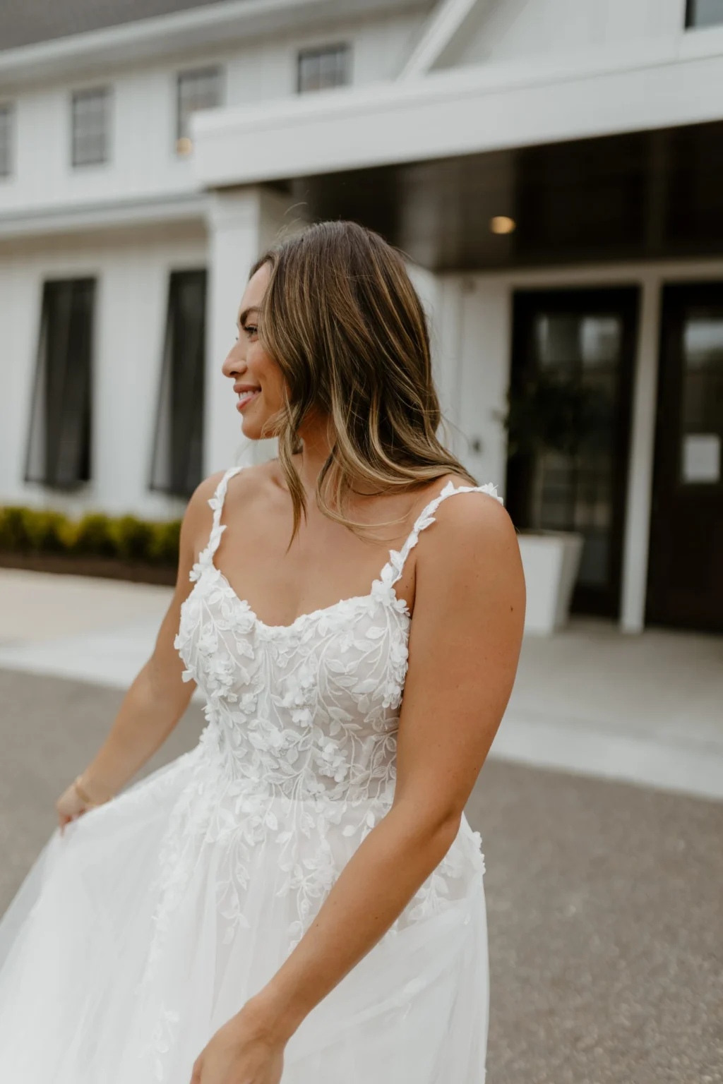 S23-SY-7790-INF03-Hot-Image-3600x5400-2bc5cb7-scaled