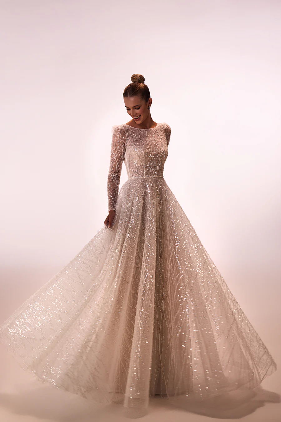 Galia_from_DAMA_Couture_1_o_900x