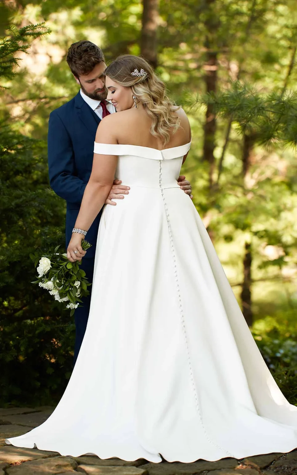 D2761-A4-Essense-of-Australia-EveryBody.EveryBride (1)
