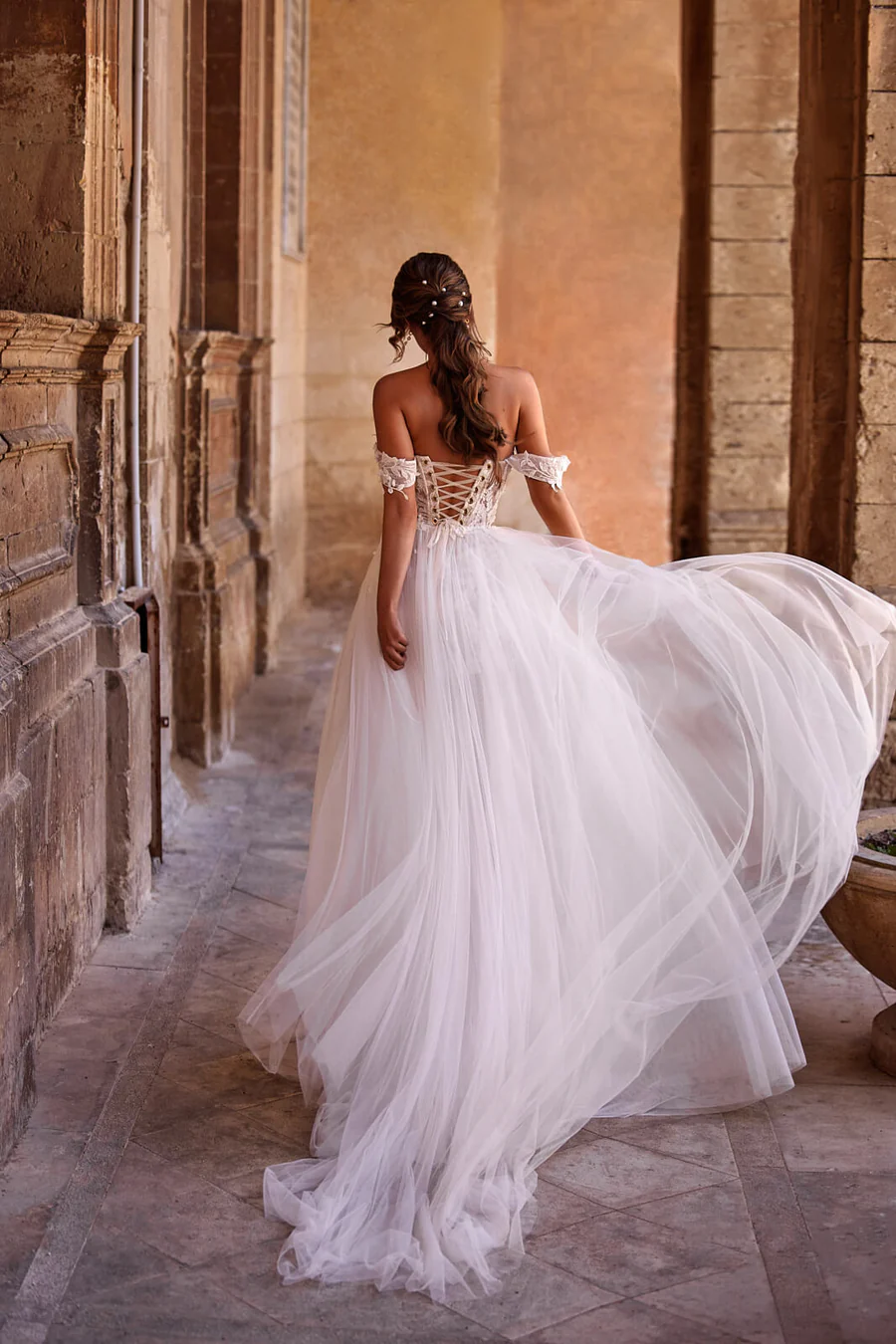 Wedding-dress-Noa_dama_couture_2_900x