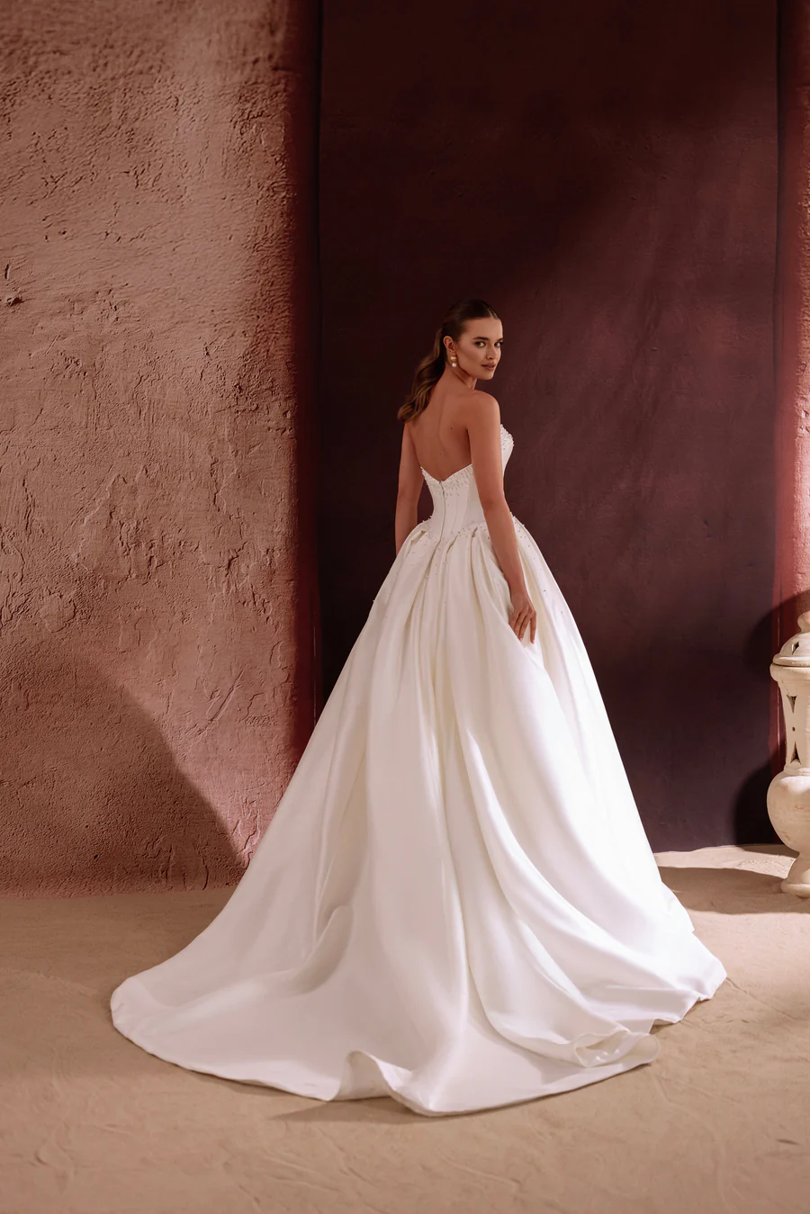 noor-bridal-gown-sweetheart-corset-elegance_900x