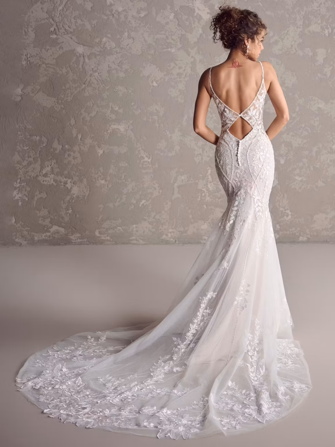 Maggie-Sottero-Sydney-Fit-and-Flare-Wedding-Dress-24MS238A01-Alt55-BLS